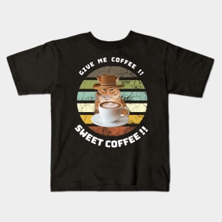 "GIVE ME COFFEE" cowboy angry tabby cat and a cup of coffee Kids T-Shirt